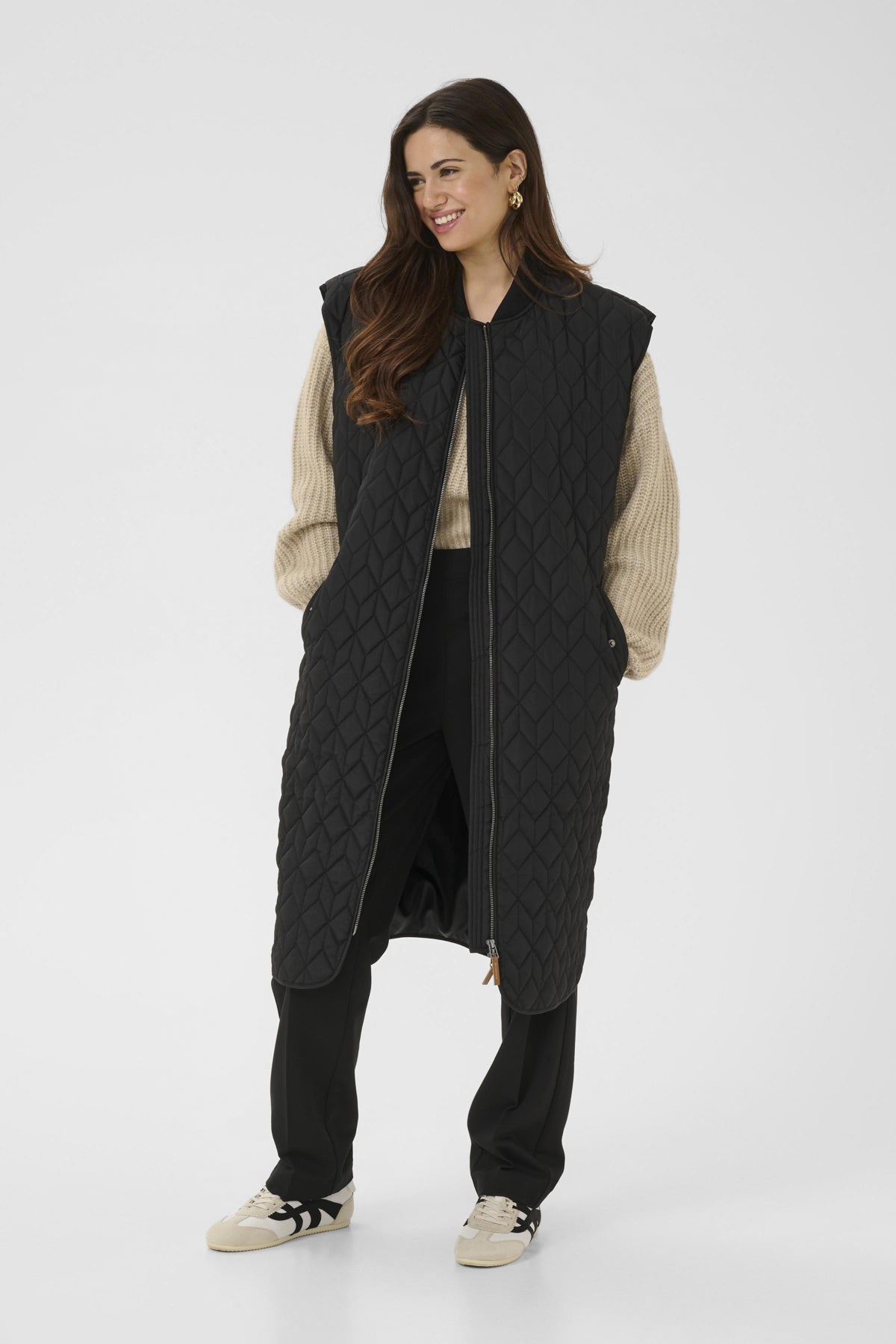 KAlelia Quilt Waist Coat Black Deep - Kaffe | Lilla Hem