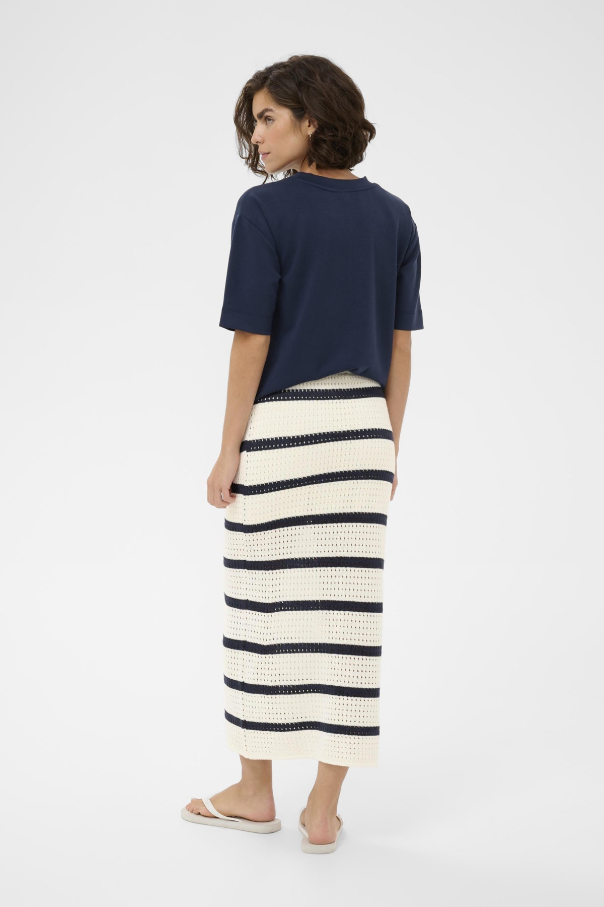 KAbrianna Knit Skirt Chalk/Midnight Marine Stripe material | Lilla Hem