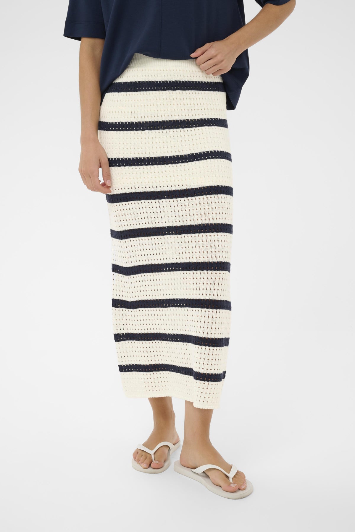 KAbrianna Knit Skirt Chalk/Midnight Marine Stripe helbild | Lilla Hem