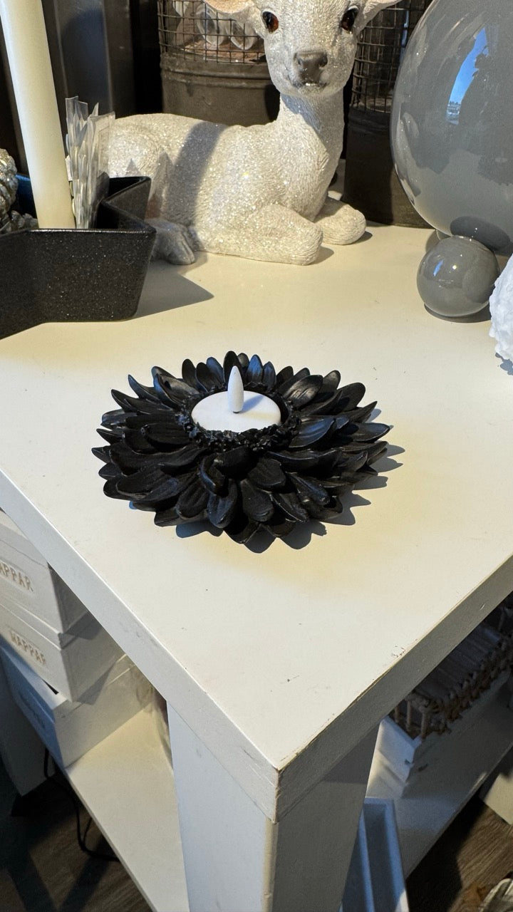 Flower ljuslykta M - Mitt och Ditt hos Lilla Hem