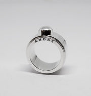 ANDAS-ring helt i massivt silver hos Lilla Hem