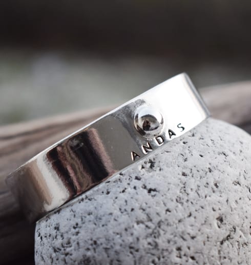 ANDAS-armband hos Lilla Hem