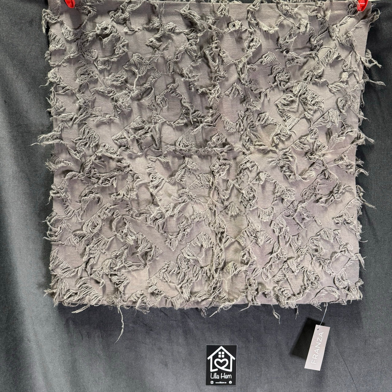 FRANZA KUDDFODRAL GRÅ 48x48cm - Fondaco hos Lilla Hem