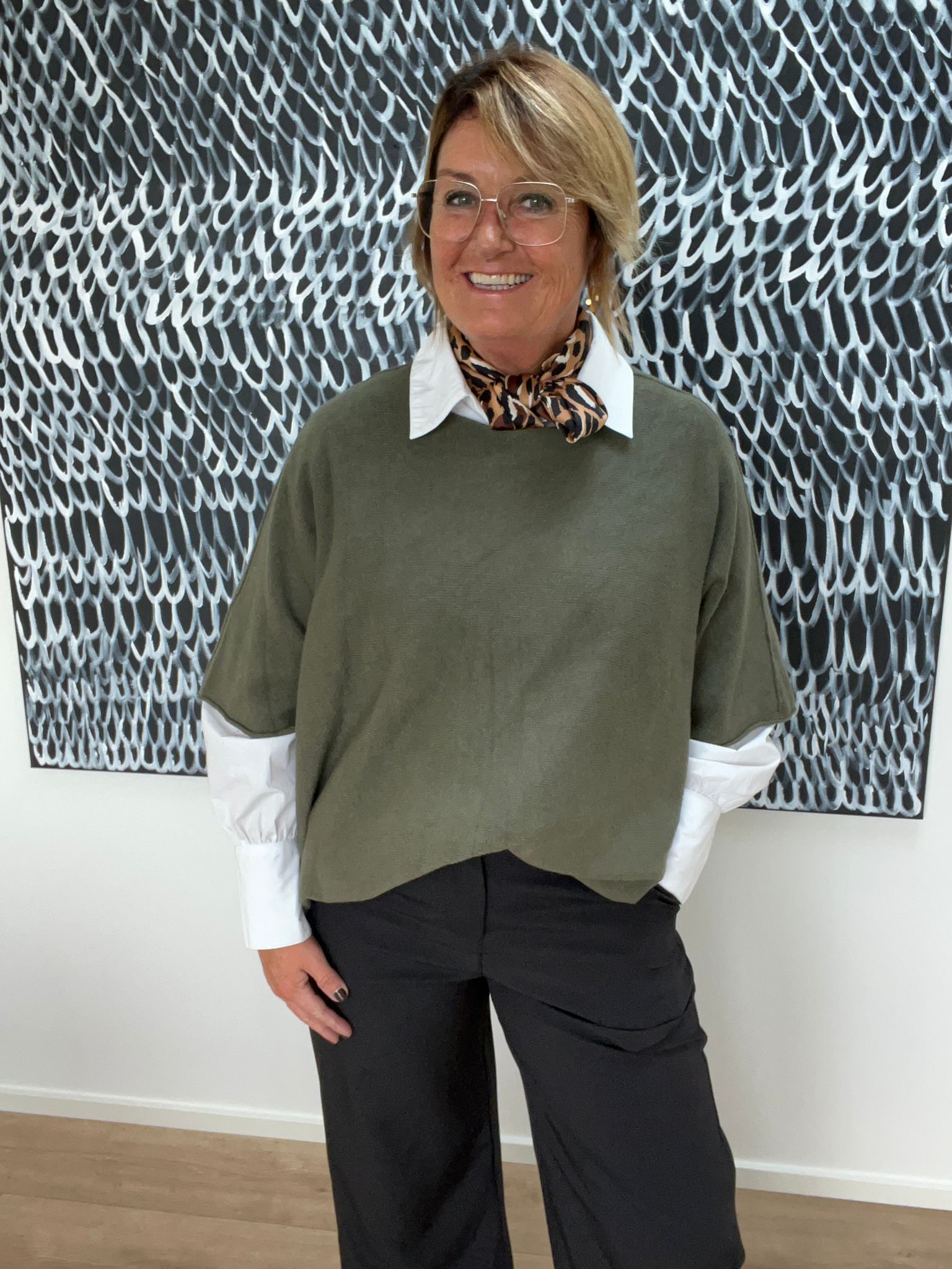 Tröja Onesize (3 färger) - THREE M hos Lilla Hem