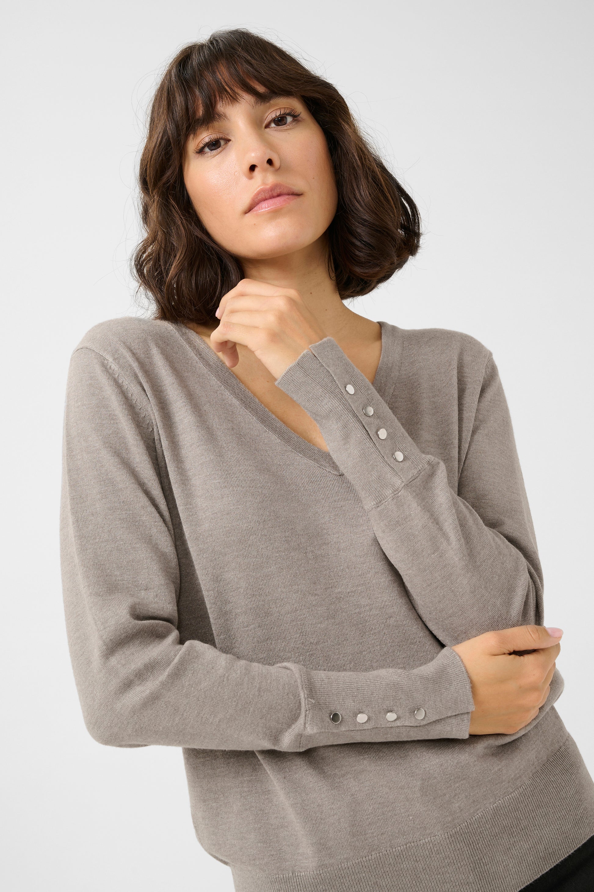 KAlizza V-Neck Knit Pullover Buttons Elephant Skin Melange - KAFFE | Lilla Hem