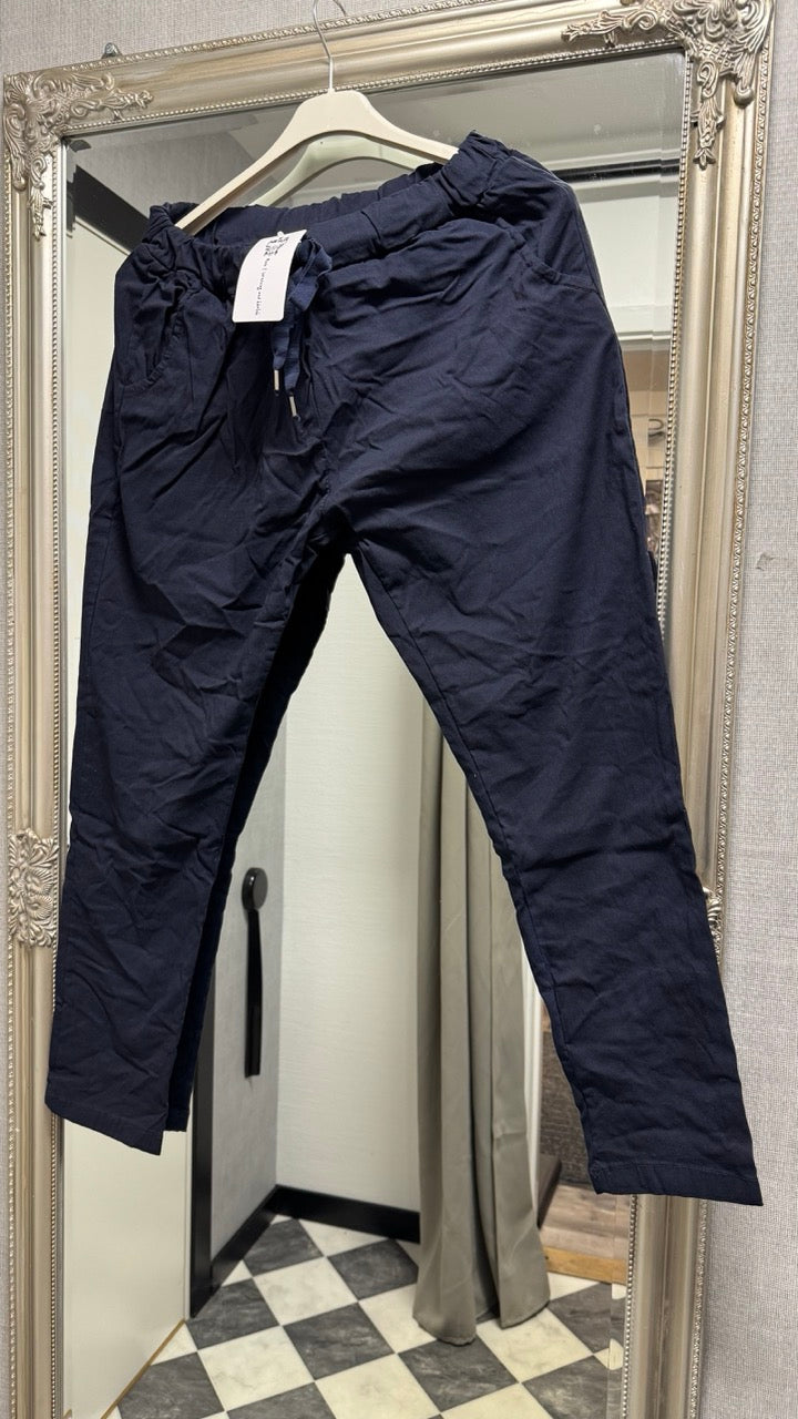 Favortitbyxa Navy Onesize - Stajl Agenturer hos Lilla Hem