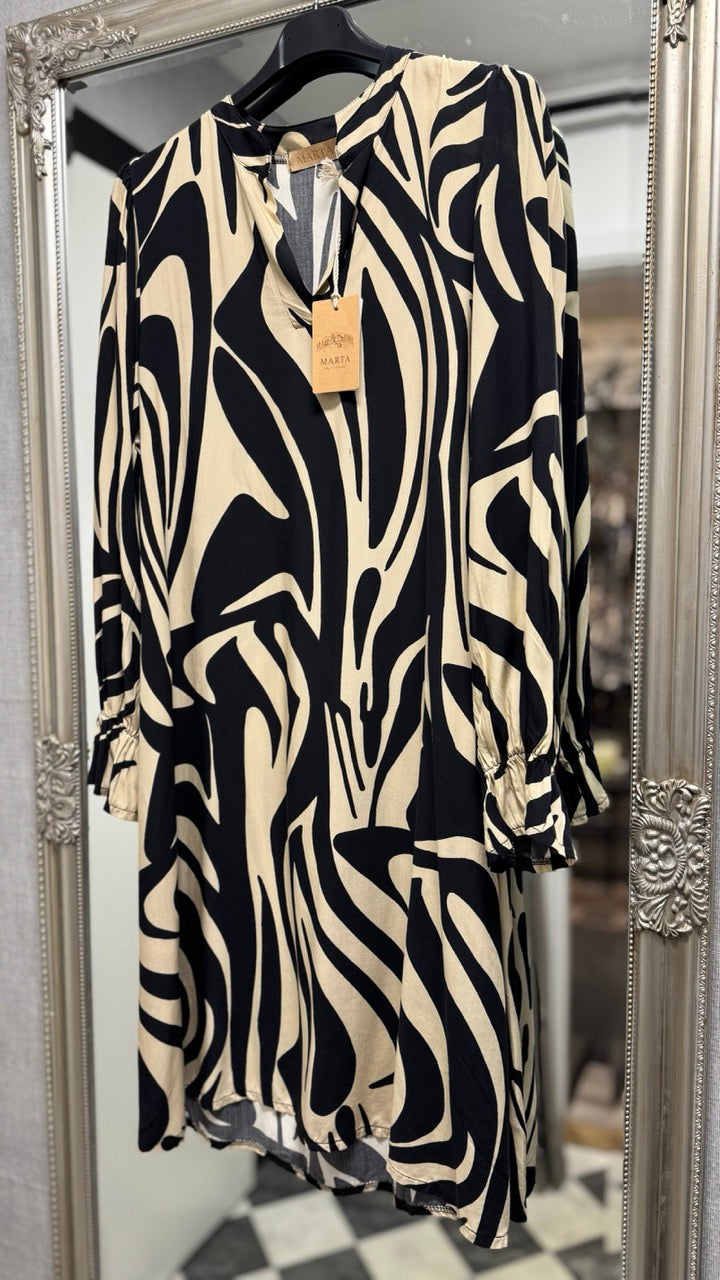 MdcPernille Black-Beige S/M - MARTA du Chateau hos Lilla Hem