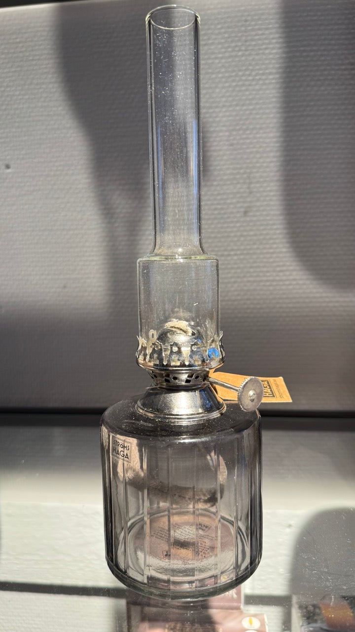 Fotogenlampa Rak Rökgrå Nickel Liten Ø8xH-25cm - Strömshaga hos Lilla Hem