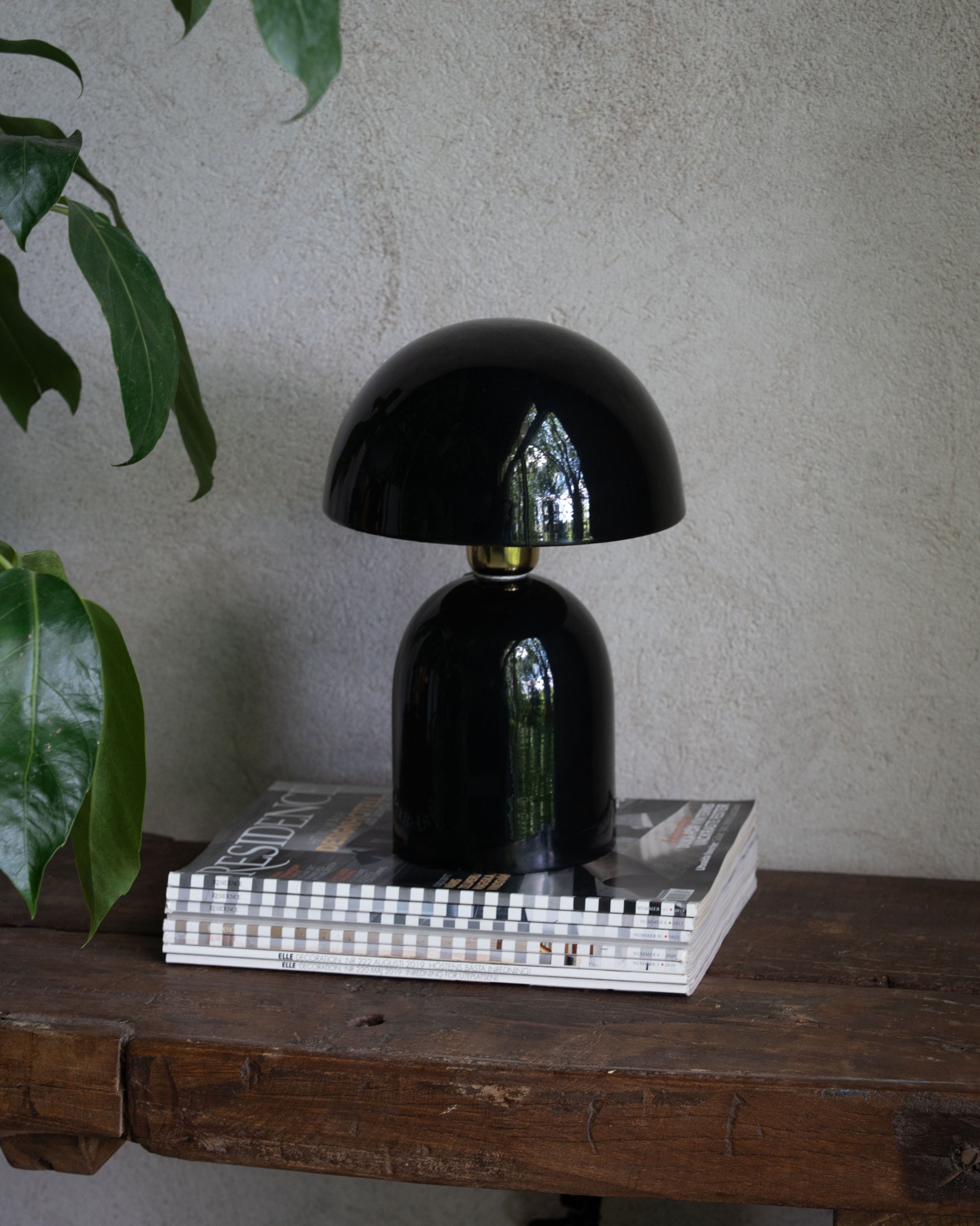 Rome Bordslampa Svart 21x31cm - Wikholm Form | Lilla Hem