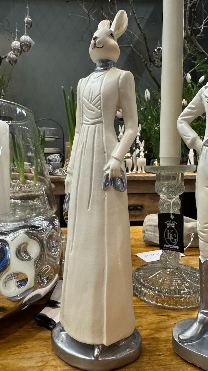 Herr & Fru Hare 24cm - Kärrstegens Gård hos Lilla Hem