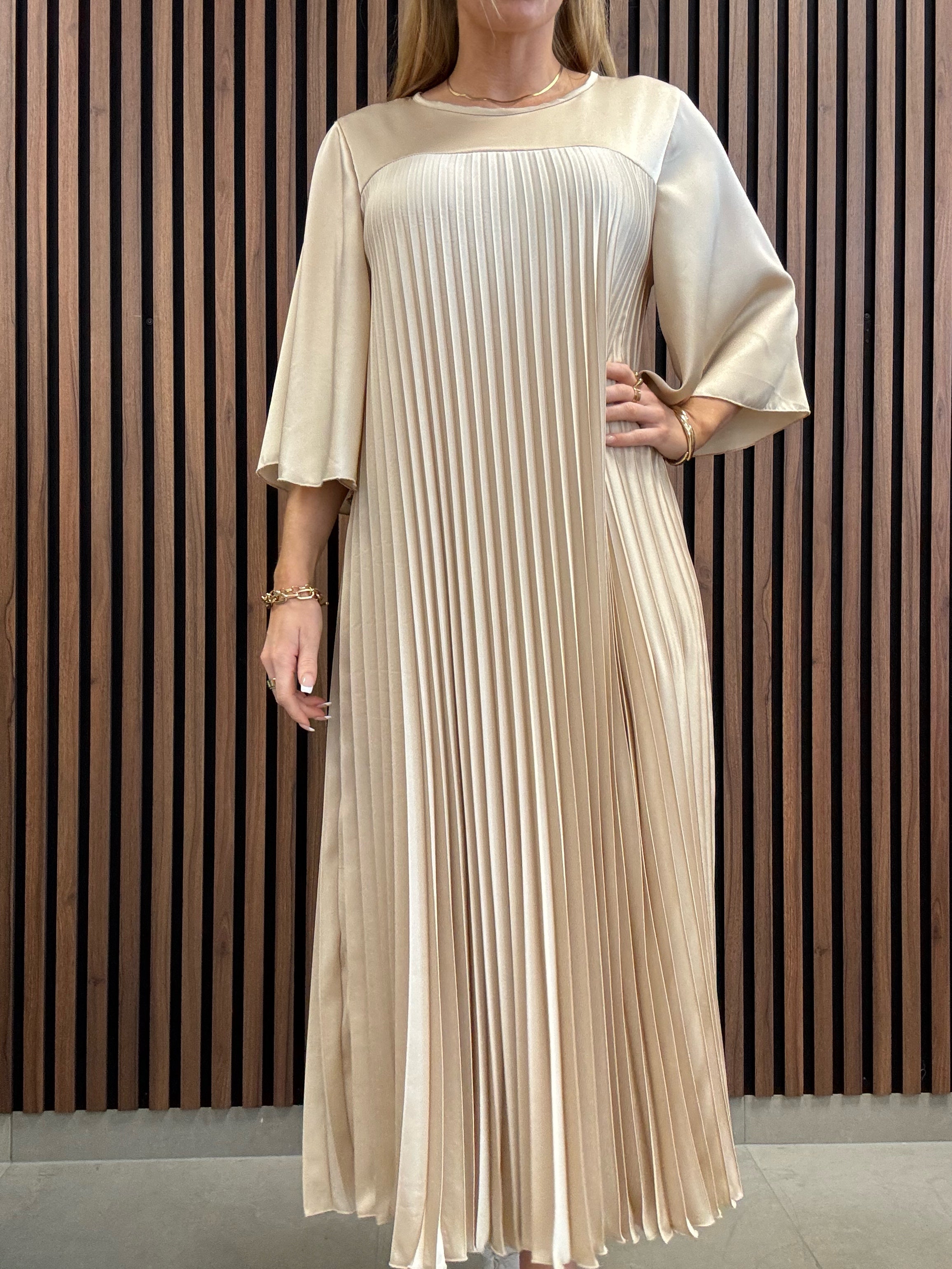 Klänning Zelda Beige Onesize - Gemini hos Lilla Hem