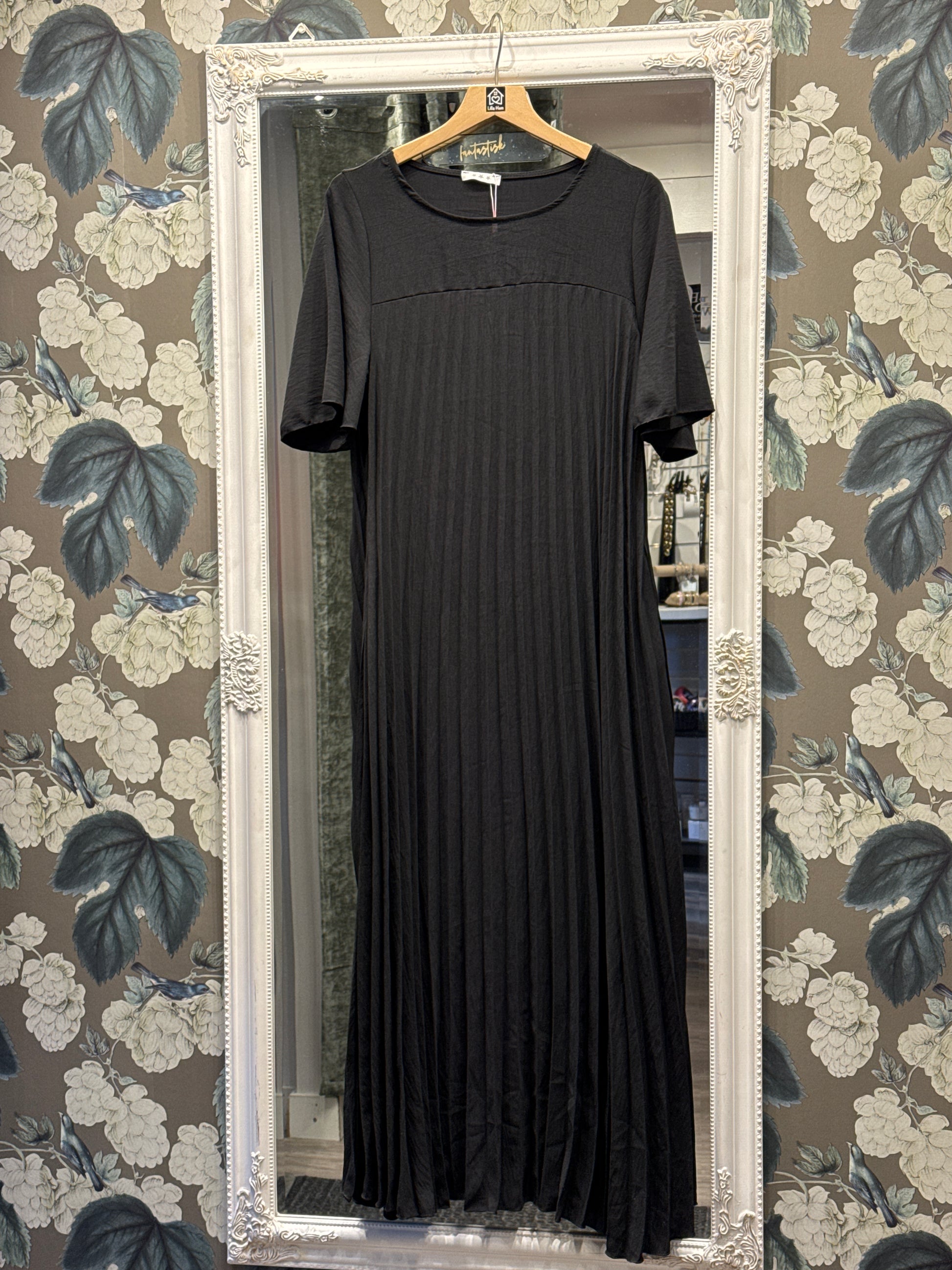 Plisserad Klänning Black Onesize - Caramelle Fashion | Lilla Hem