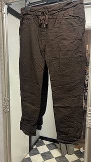 Byxa plain med stretch - Caramelle Fashion hos Lilla Hem