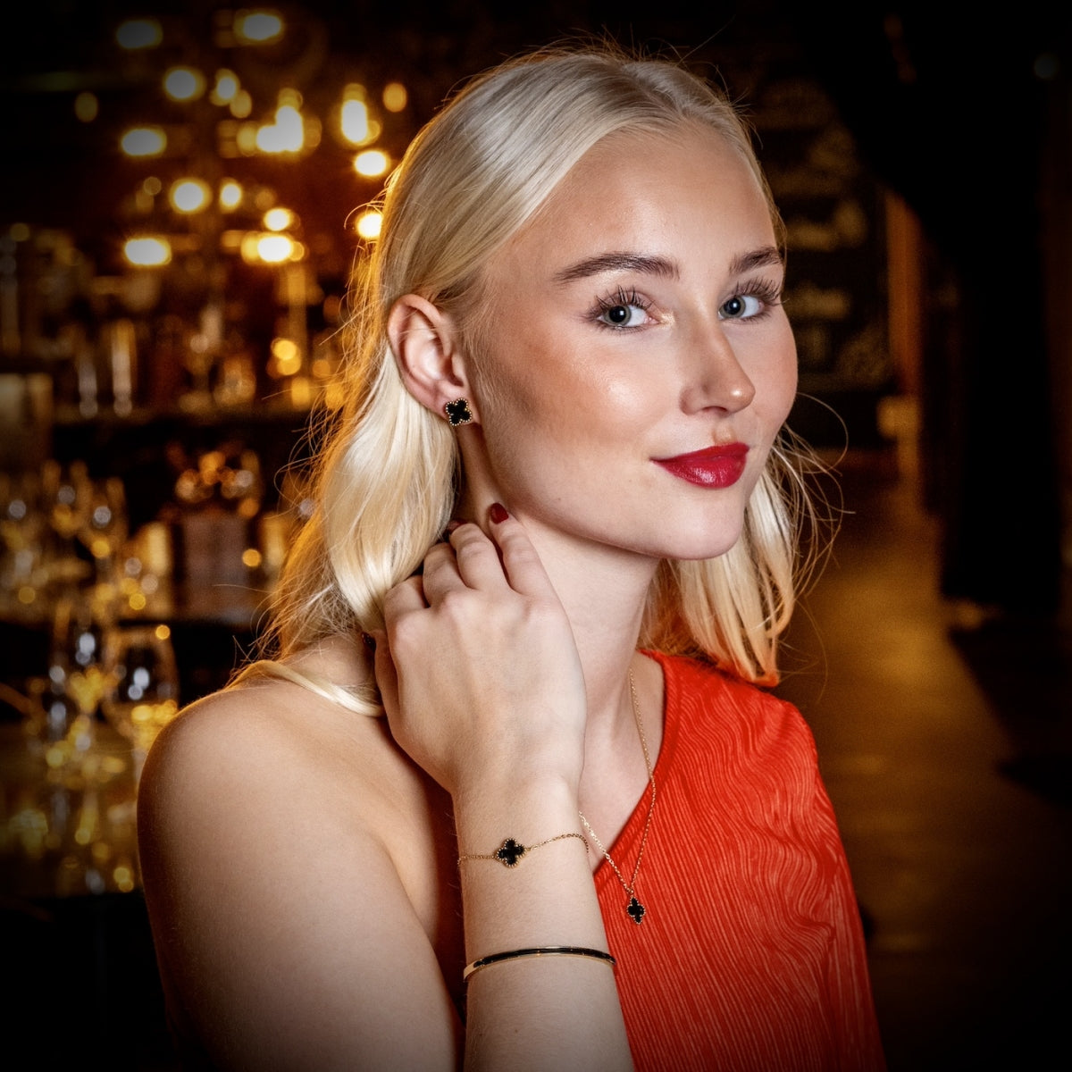 Clover Enamel Bracelet Black/gold - Bud To Rose | Lilla Hem