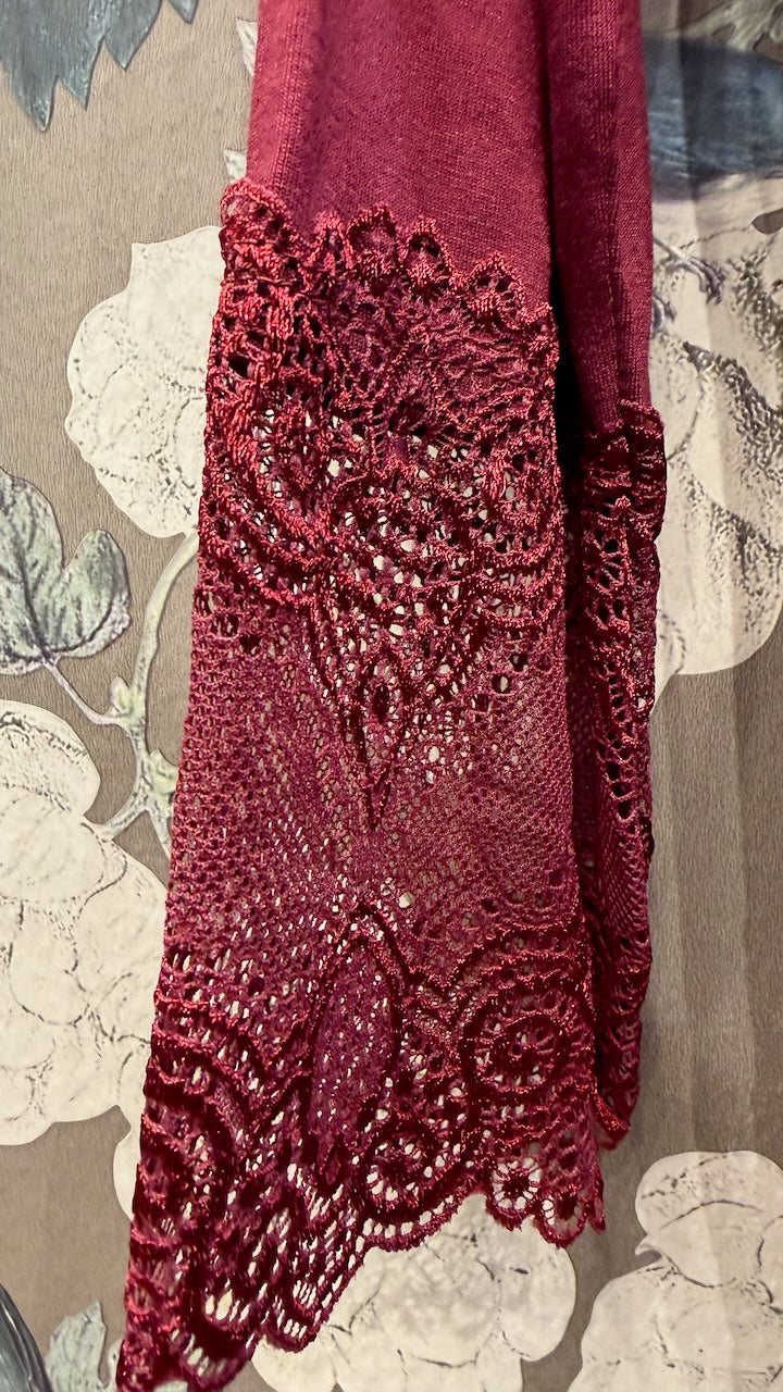 Långärmad Topp med Spetsärm och Spetskant - Caramelle Fashion | Lilla Hem