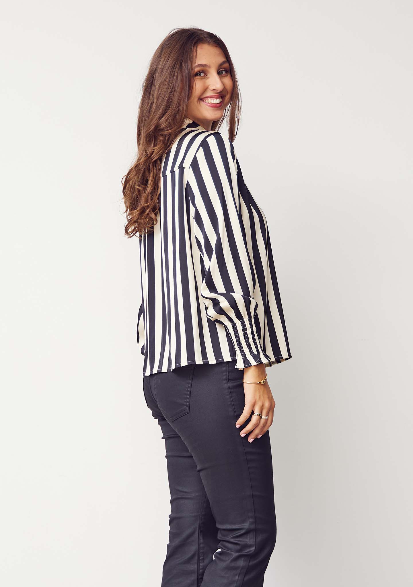 Melba Printed Blouse M27 Black/Cream Stripe - I SAY | Lilla Hem