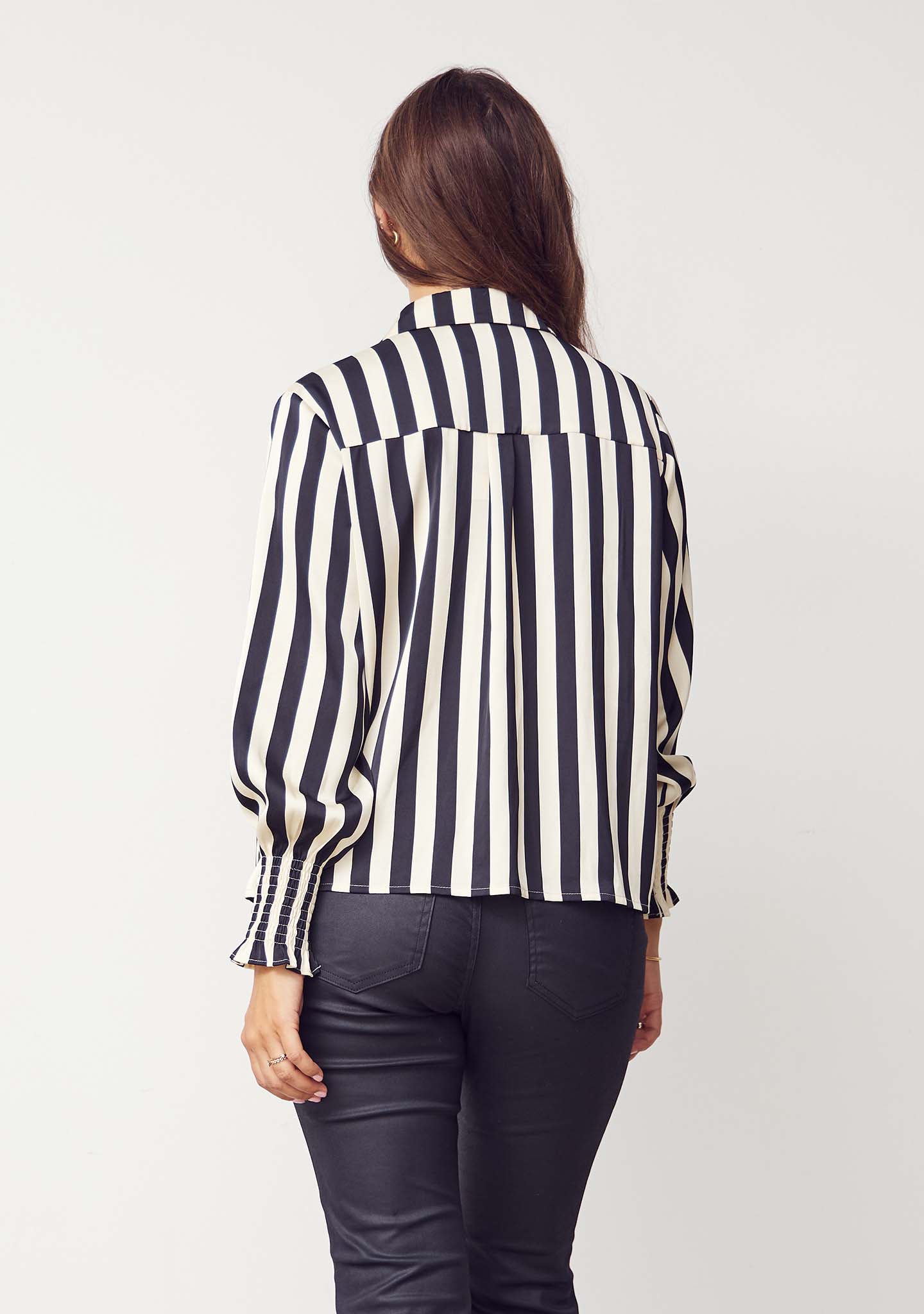 Melba Printed Blouse M27 Black/Cream Stripe - I SAY | Lilla Hem