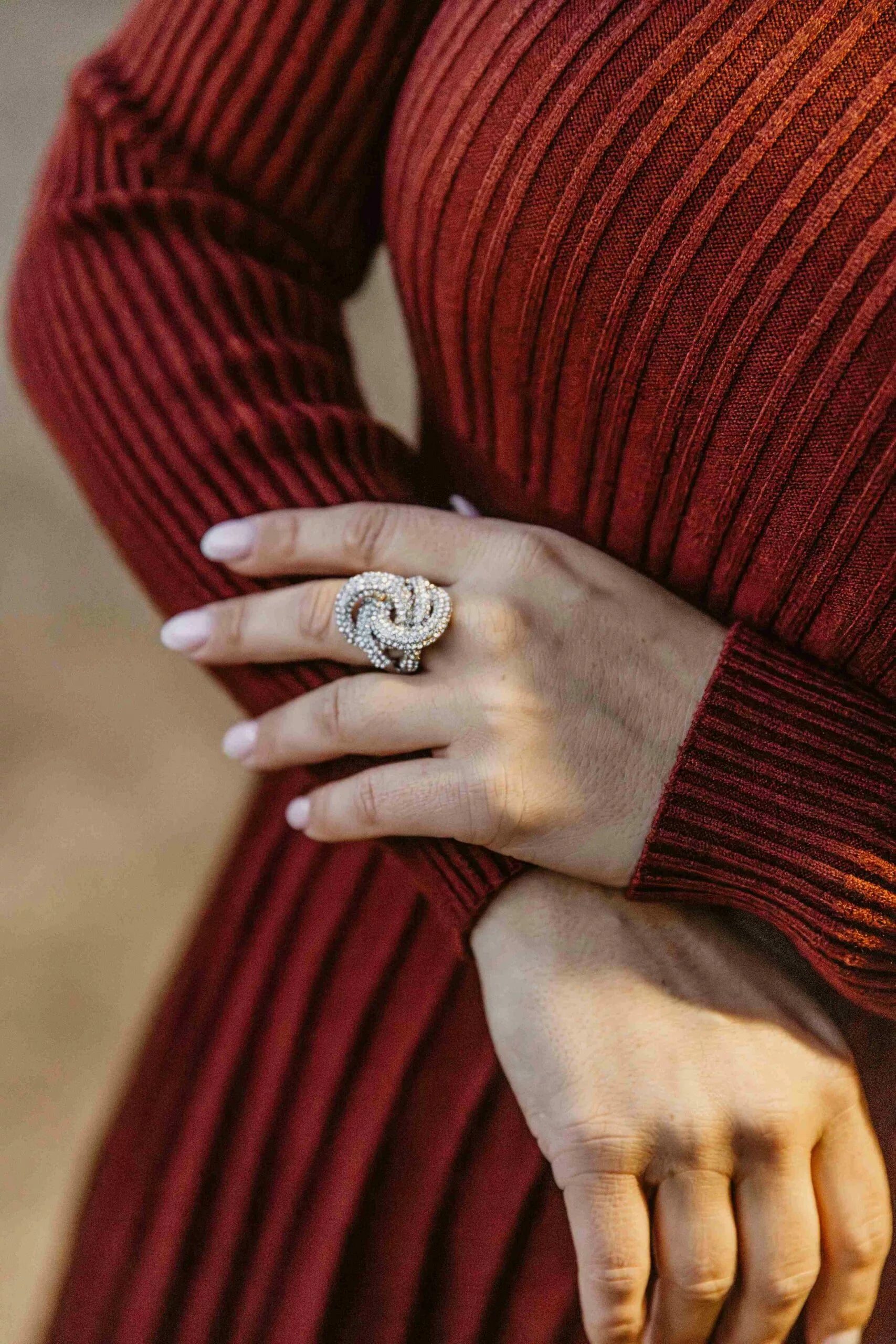 Glittrande ring med gnistrande knut - Camicia hos Lilla Hem