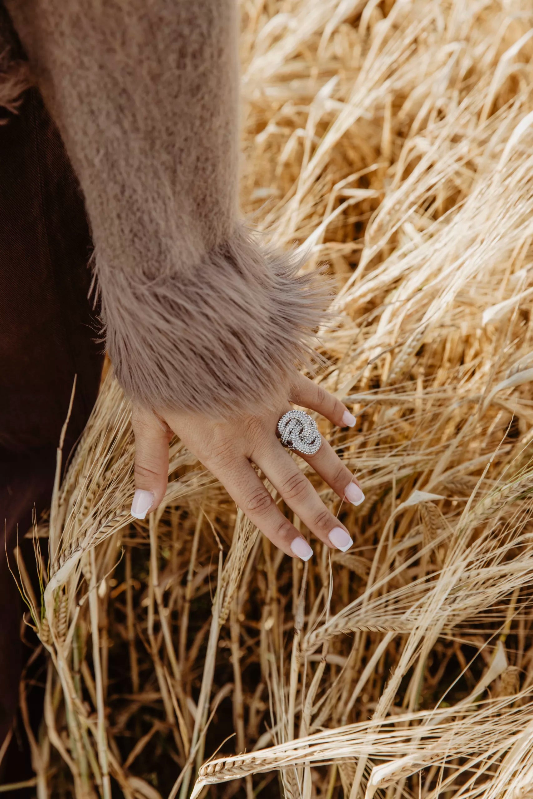 Glittrande Ring med Gnistrande Knut - Camicia | Lilla Hem
