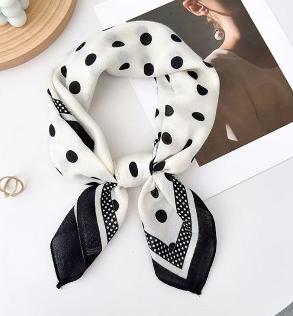 Scarf Dottie Chic - Caramelle Fashion hos Lilla Hem