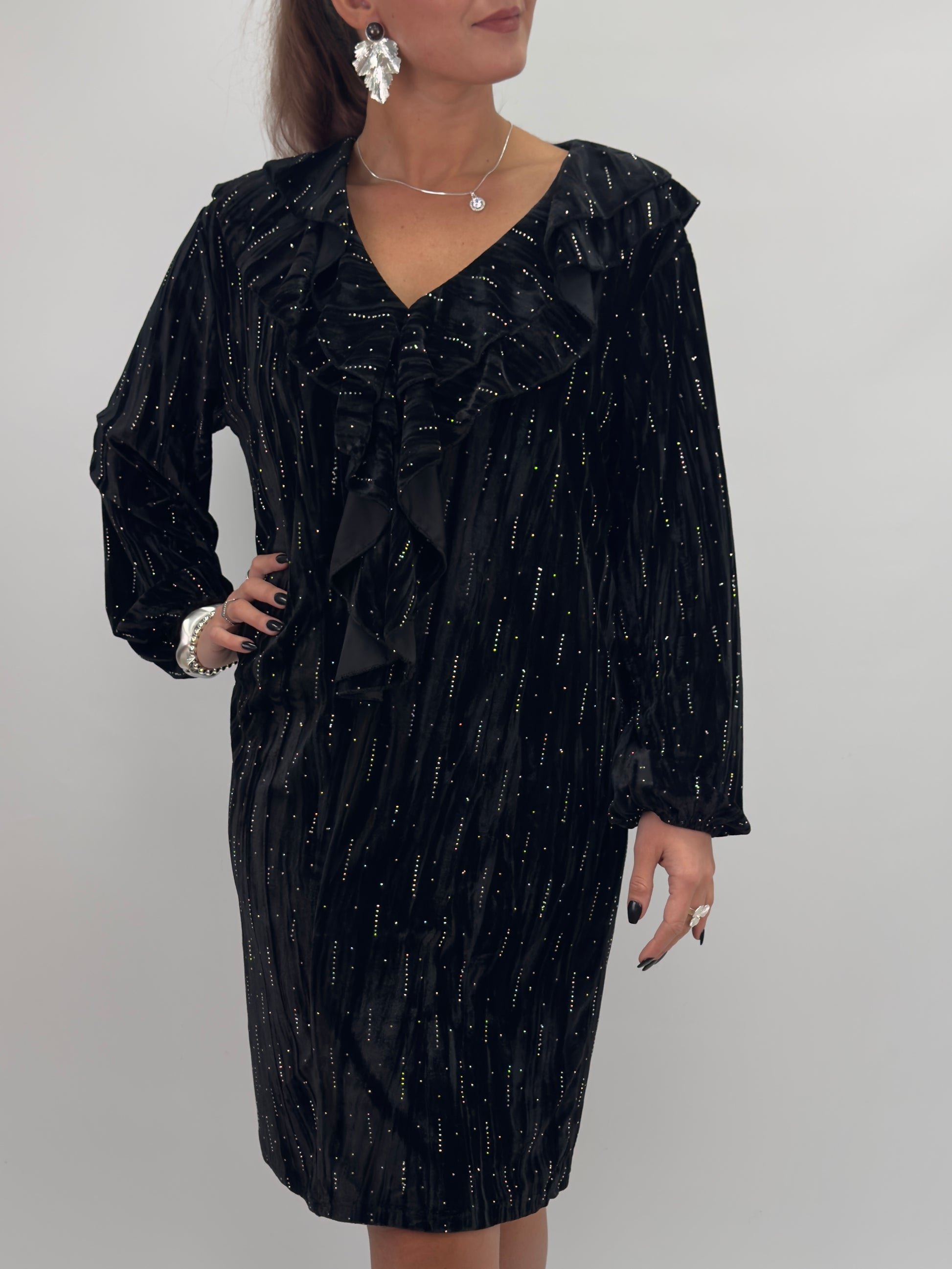 Sammetsklänning Indira med strass - Gemini hos Lilla Hem