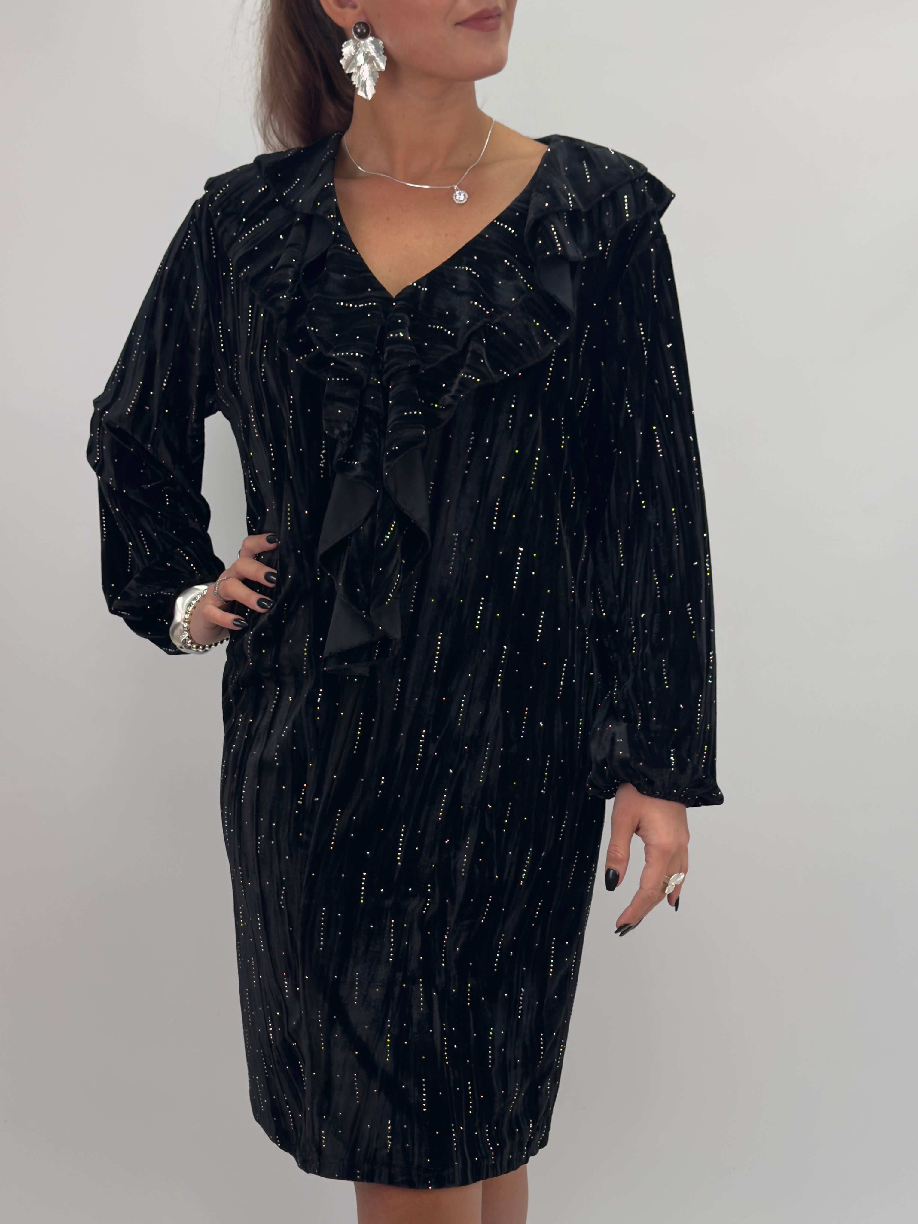 Sammetsklänning Indira med strass - Gemini hos Lilla Hem