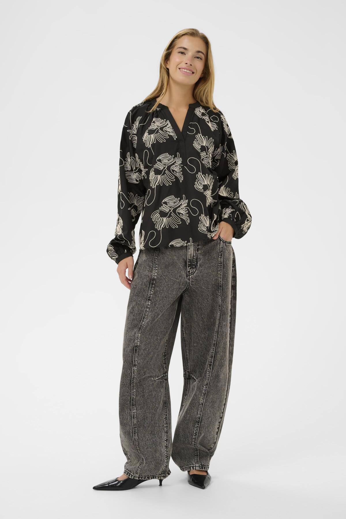 KAvinie Blouse Black Chalk Embroidery - KAFFE | Lilla Hem