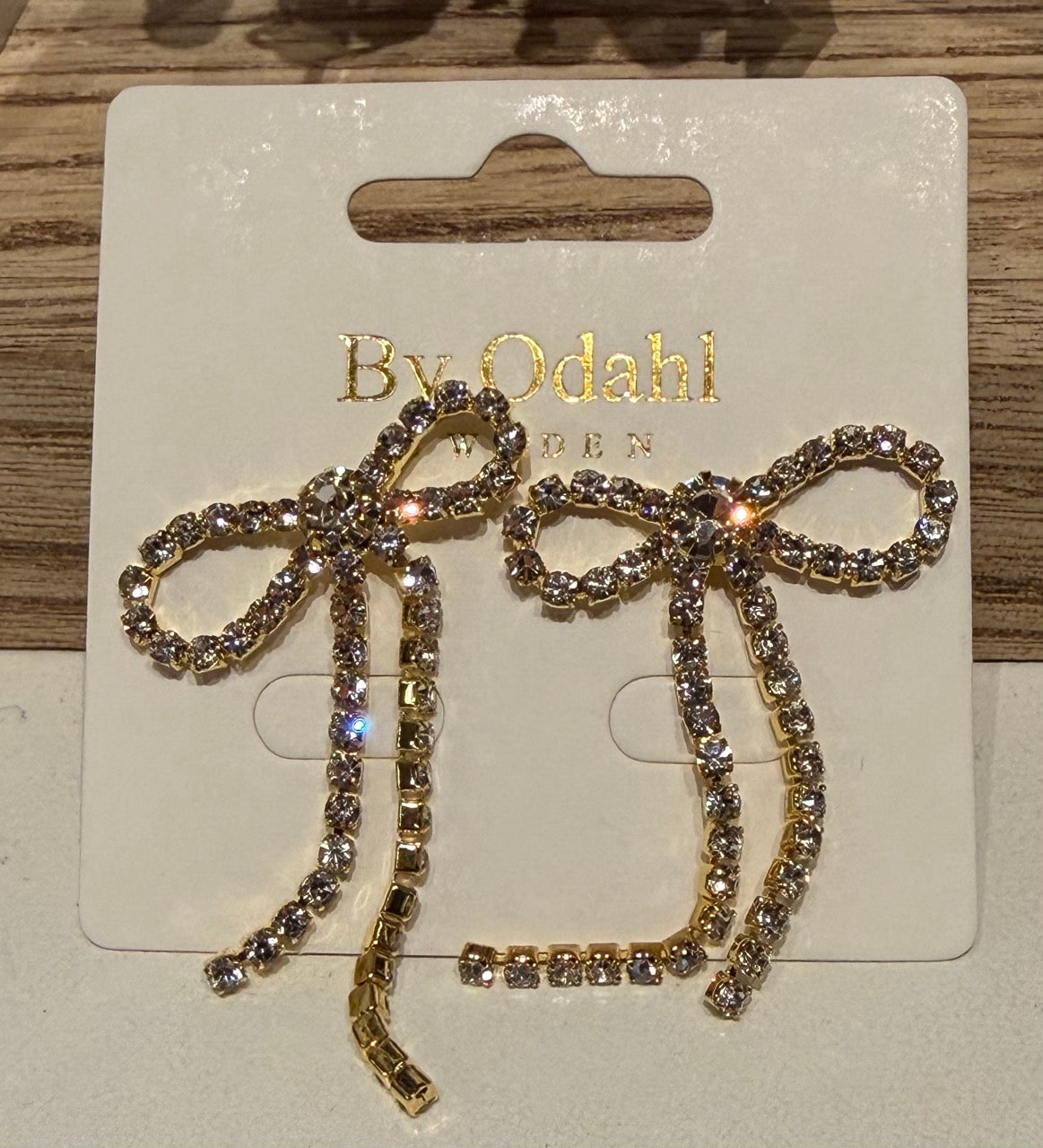 Örhängen Strass Rosett Guld - By Odahl hos Lilla Hem