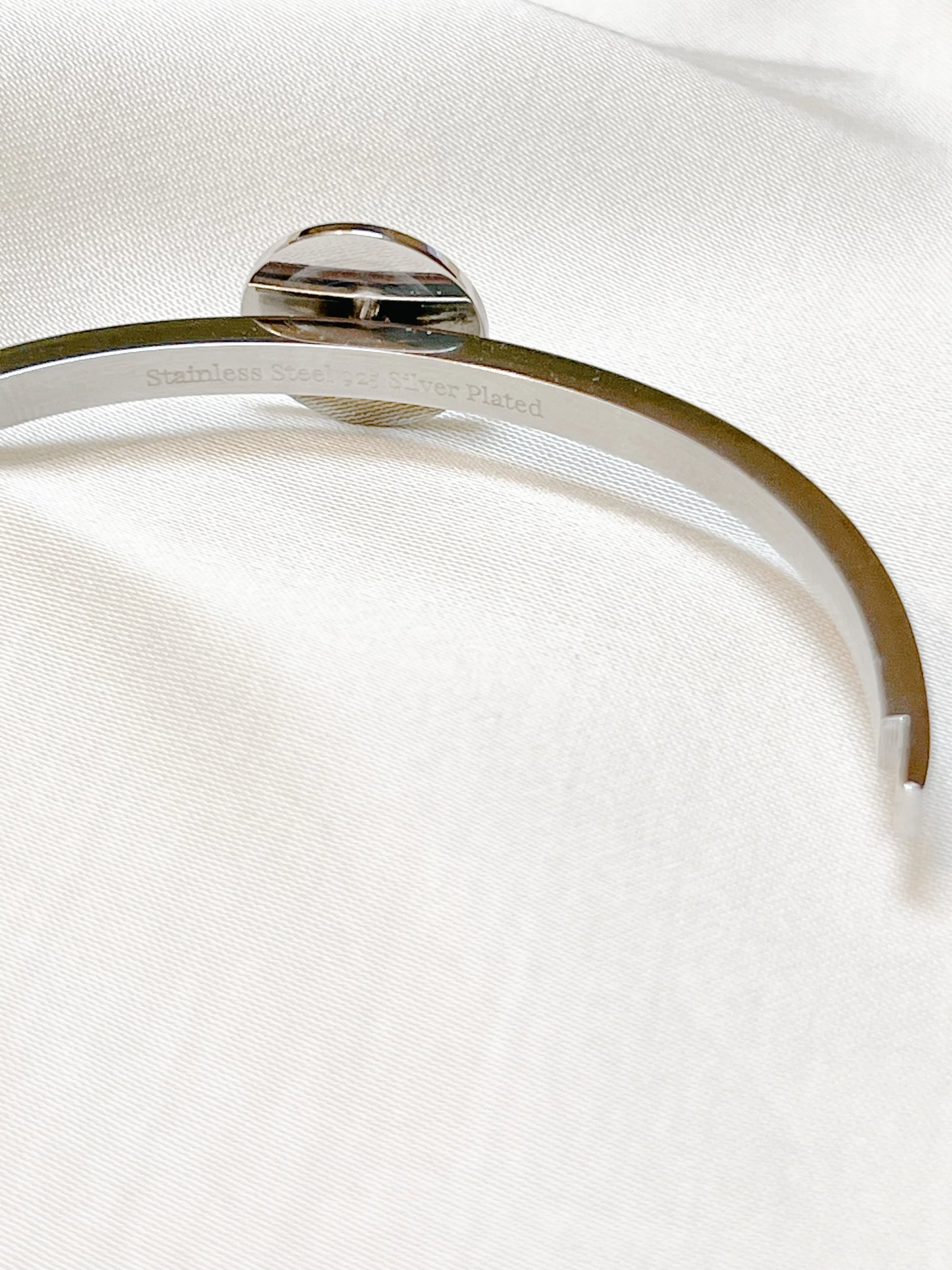 Armband Button Base Silver Cuff - The Shoelace Brand Stockholm | Lilla Hem