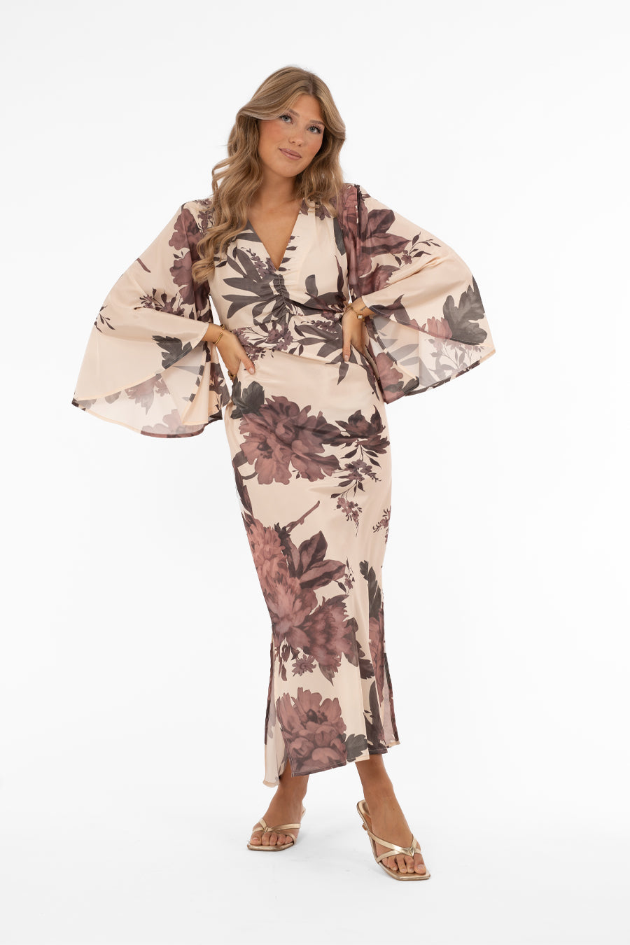Meadow Dress Flower Maxi Champagne, Rosa, Grön - Capri Collection | Lilla Hem