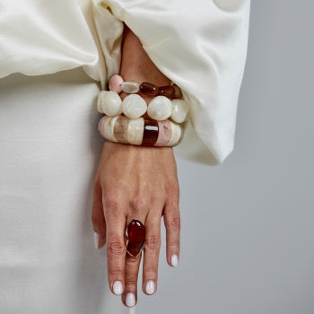 Vibe Resin Bracelet Ivory - Bud To Rose | Lilla Hem