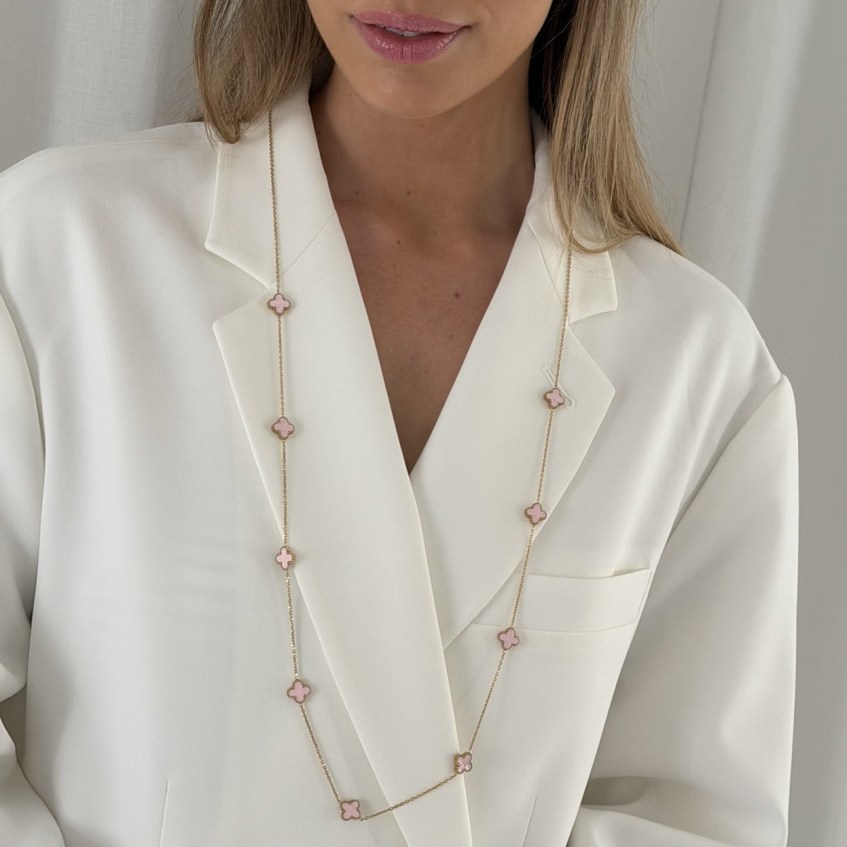 Clover Multi Long Necklace Pink/gold | Lilla Hem