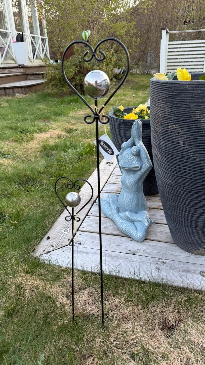 Trädgårdsdekoration Hjärta/rostfritt Klot H-80cm | Lilla Hem