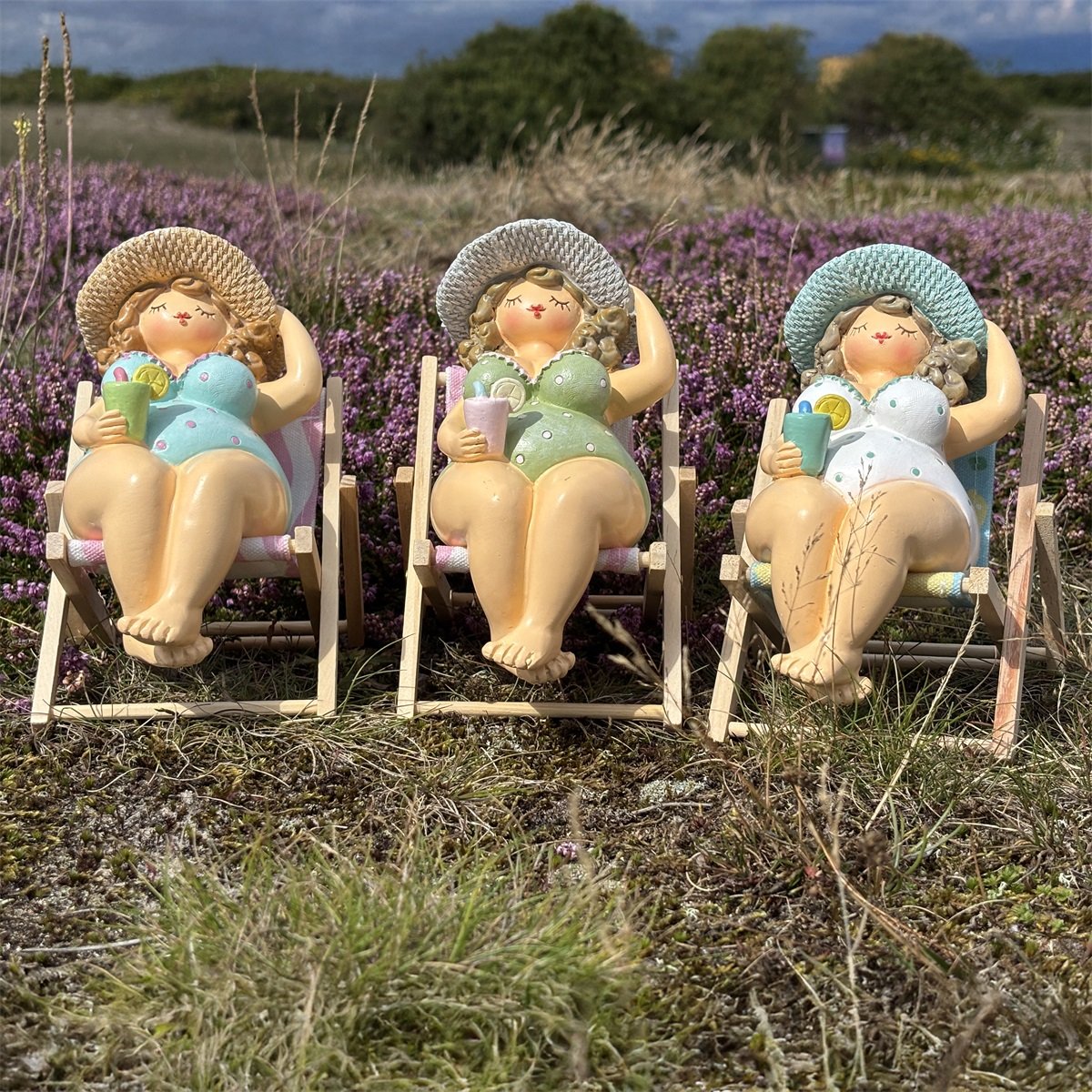 Malin i Strandstolen i 11X17X17Cm från Trademan - framsida | Lilla Hem