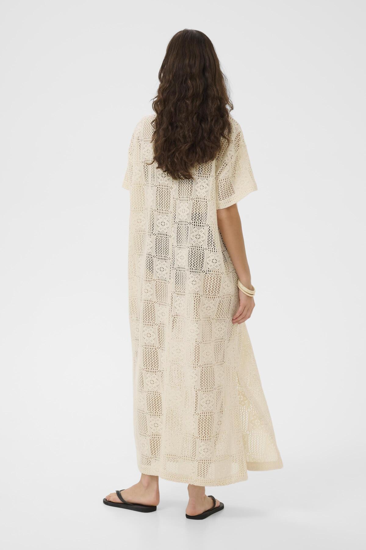 CUconsta Kaftan Dress Whitecap material | Lilla Hem