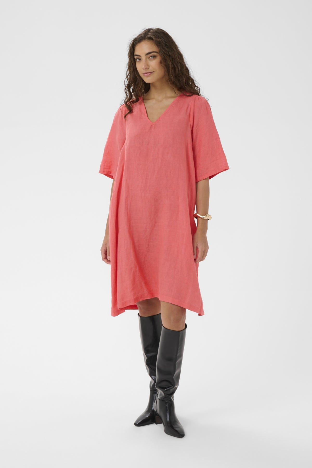 CUaniela Molly Dress Sugar Coral närbild | Lilla Hem