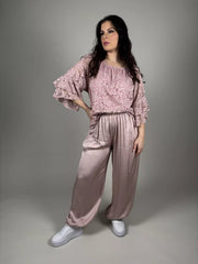 Stretchig Spetsblus med Volangärmar i Rosa från Camicia - framsida | Lilla Hem