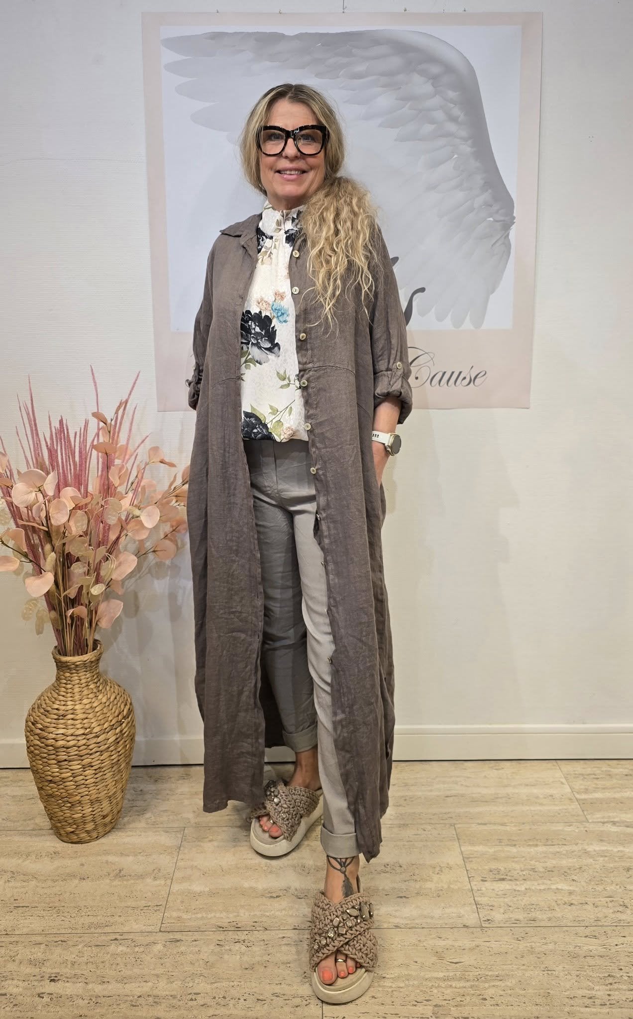 Petronella Maxiskjorta i Linne Mullvad från Soulful Fashion - baksida | Lilla Hem