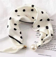 Scarf Dots med Kula | Lilla Hem