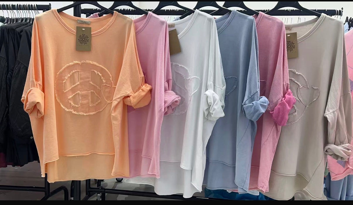 Tröja Peace Sweater Aprikos - Jörlevik of Sweden | Lilla Hem