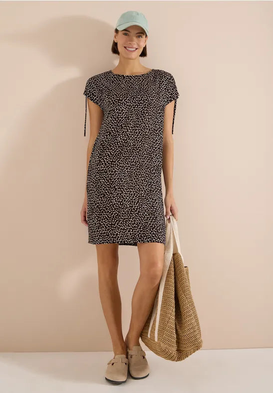Minimal Dobby Dress | Lilla Hem