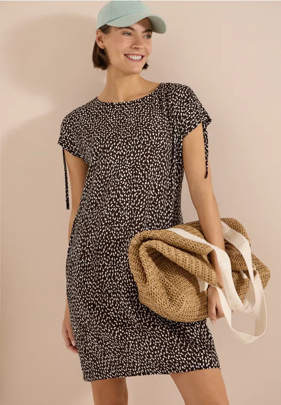 Minimal Dobby Dress | Lilla Hem