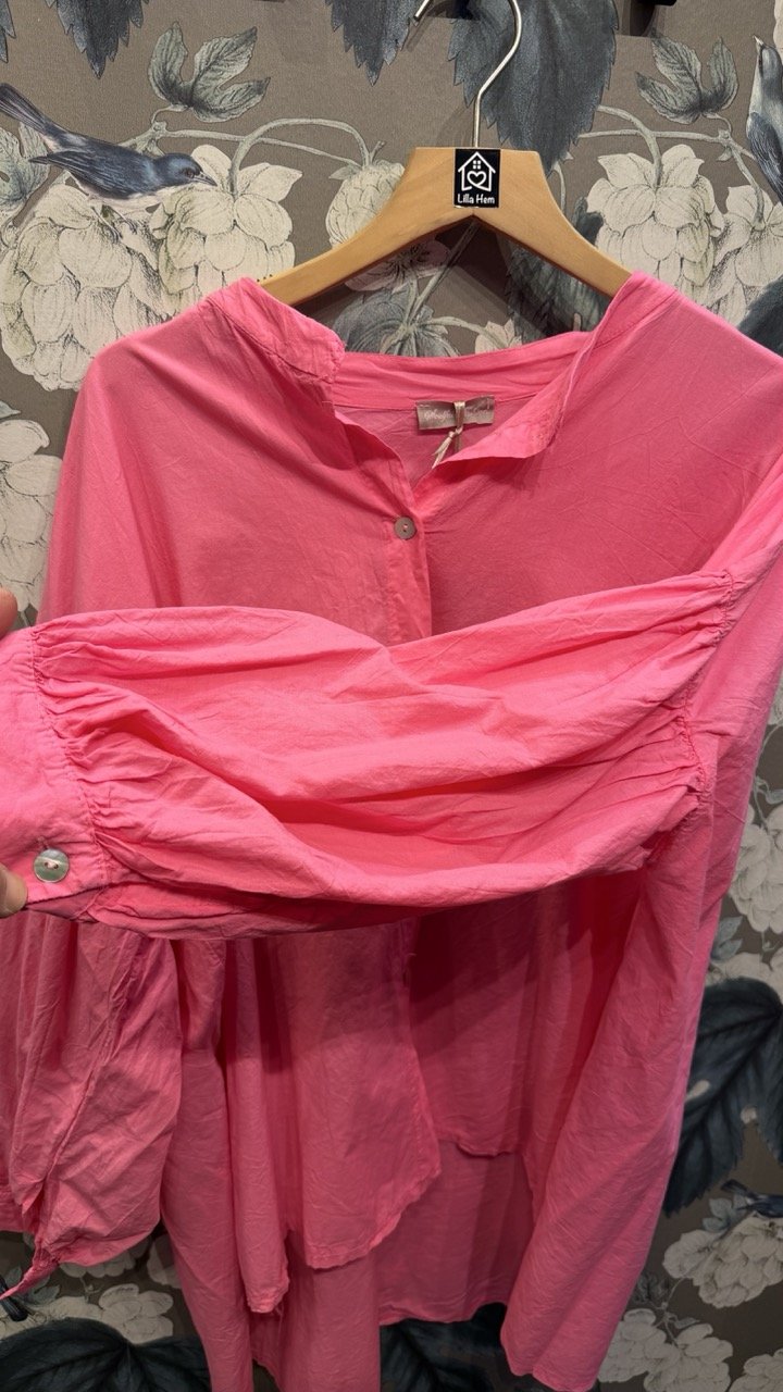 Lotta Skjorta med Ballongärm i Rosa från L8 Fashion - baksida | Lilla Hem