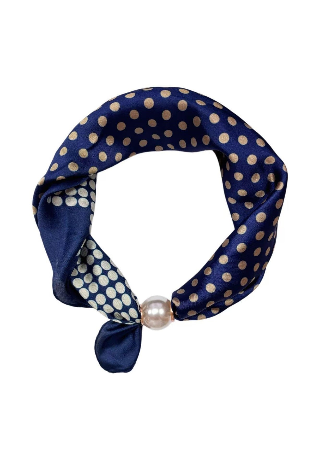 Scarf i marinblått med beige prickar, sammanknuten med pärlor mot vit bakgrund | BEST ANGEL | Lilla Hem