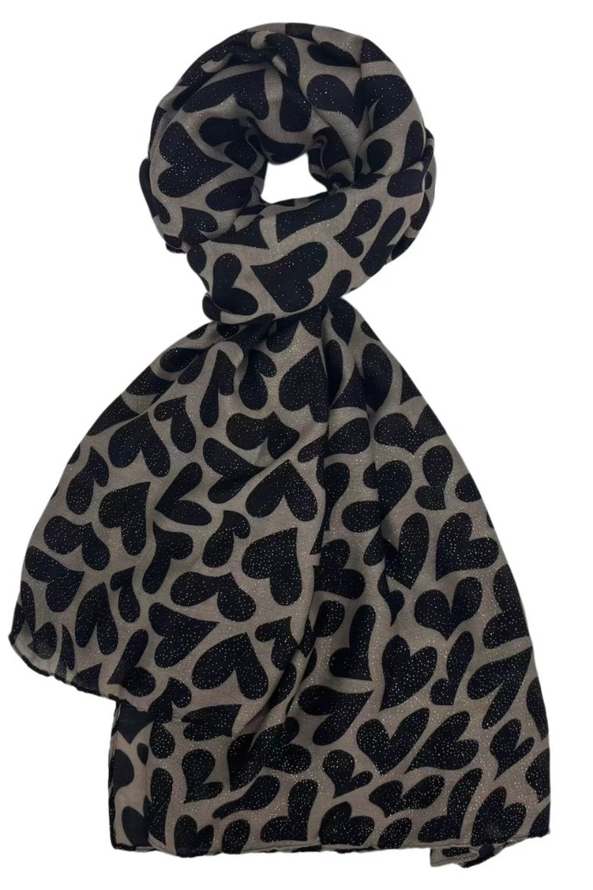 Scarf i beige och svart med hjärtmönster och glitterdetaljer, vikt och presenterad mot vit bakgrund | BEST ANGEL | Lilla Hem